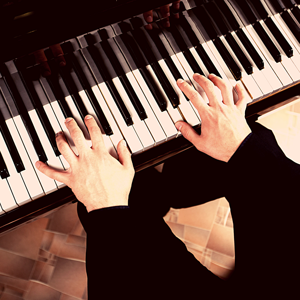 Students take the stage at The Troubadour in LA